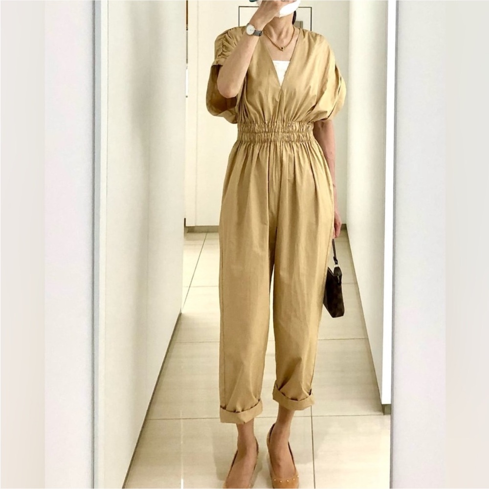 Zara Short Sleeve V-Neck Cotton Jumpsuit Tan size XSmall